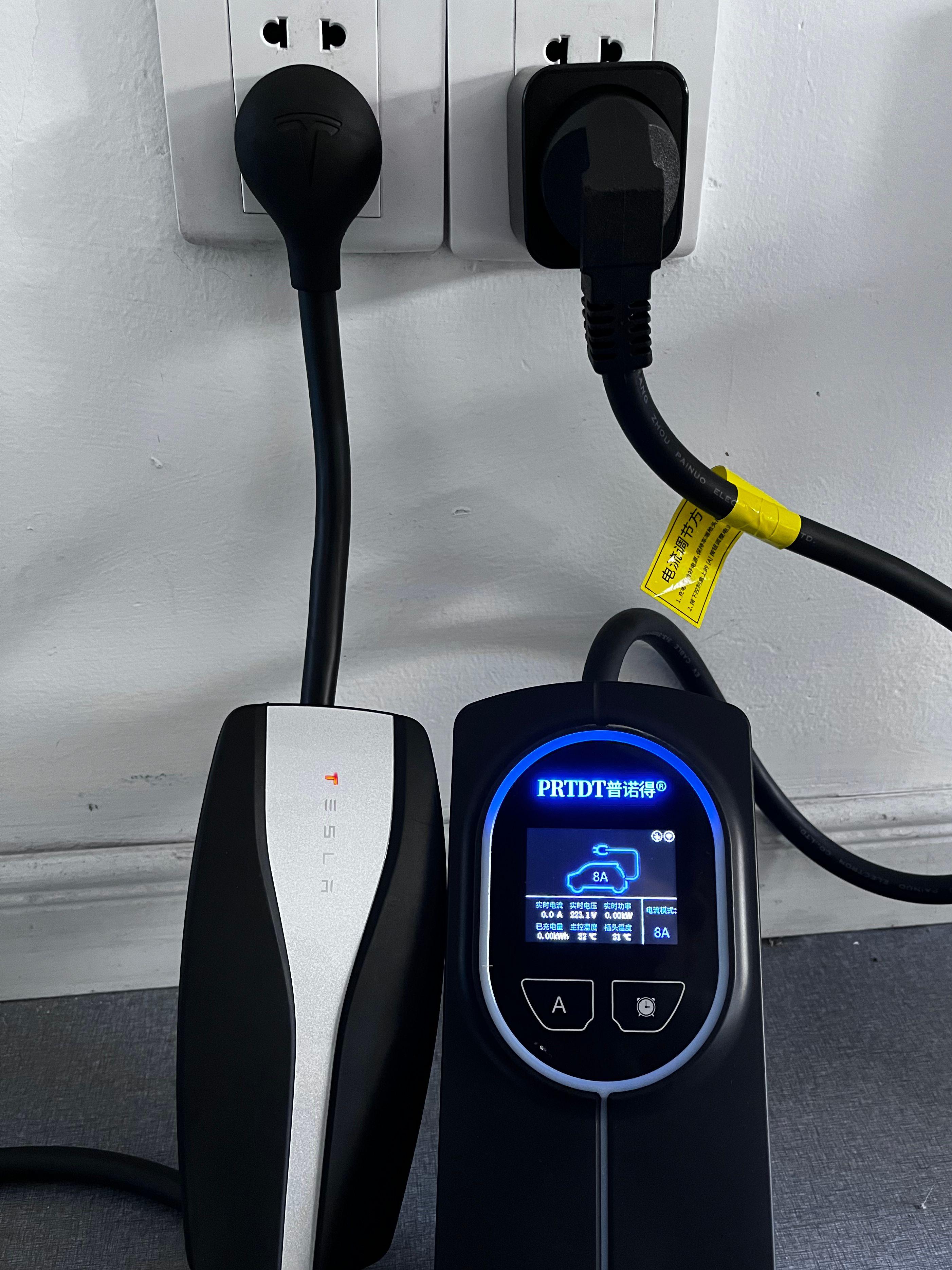 modely买充电桩还是随车充,modely充电桩和随车充