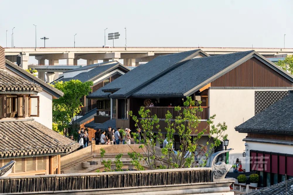 CRR百图斩|公园里的新天地:上海蟠龙天地