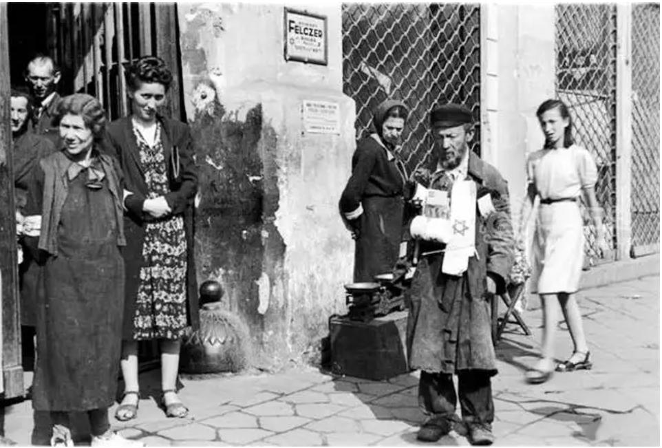 二战时期犹太人为什么被纳粹屠杀,二战中犹太人惨遭屠戮的原因