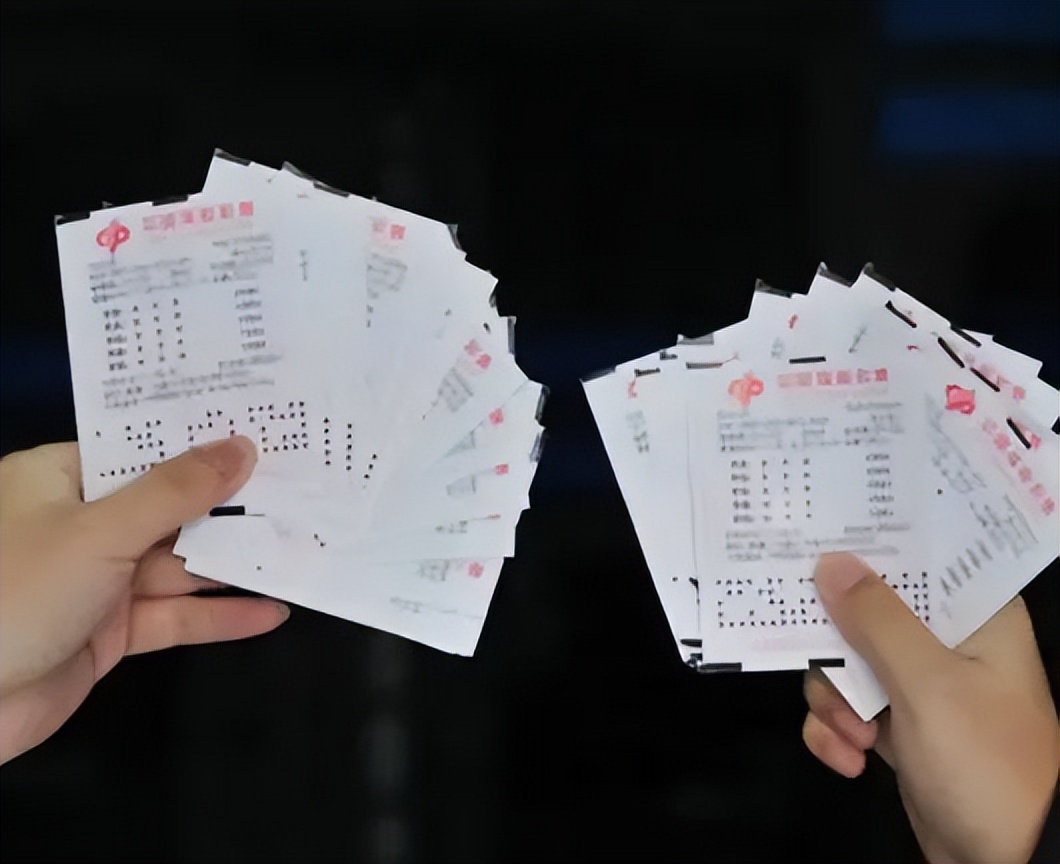 帮朋友买彩票中奖一千多万打官司,男子彩票中奖然后告彩票店