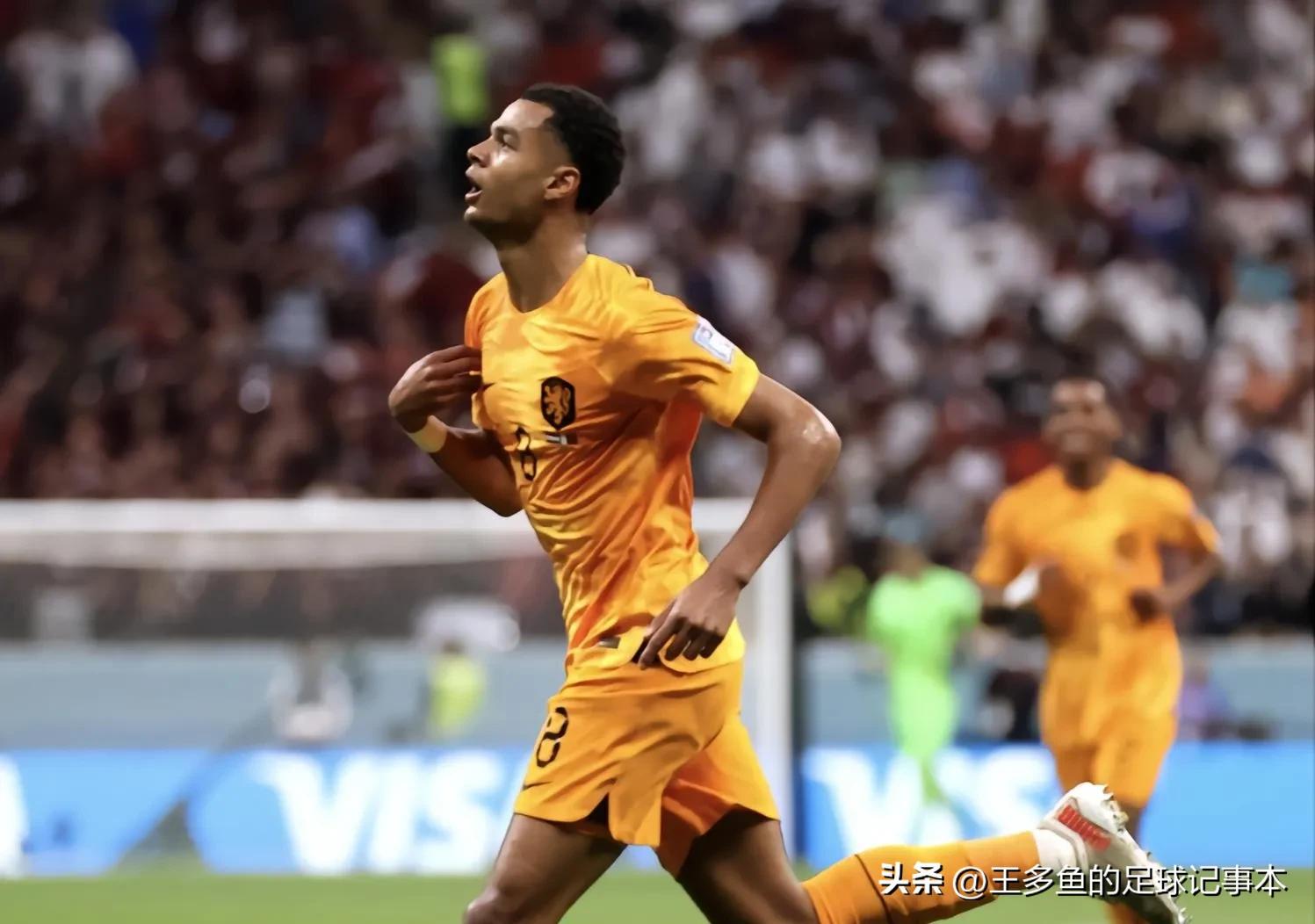世界杯：荷兰VS美国，16强淘汰赛正式打响！荷兰实力强劲防守做起