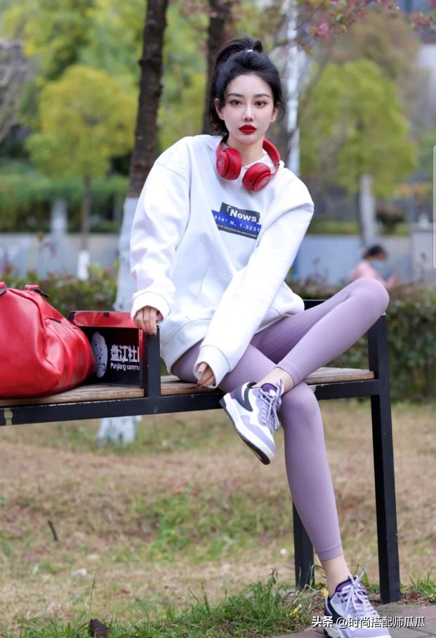 为什么“打*裤底**”这么多讲究？不懂“搭配、配色”，难怪穿得俗气