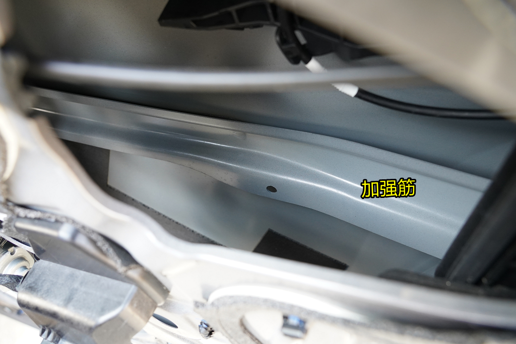 凡尔赛c5x全方位测评,凡尔赛c5拆解