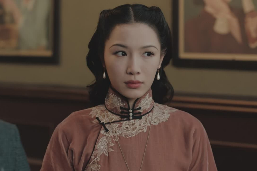 传家唐凤梧和易钟秀订婚了吗,传家钟秀结局