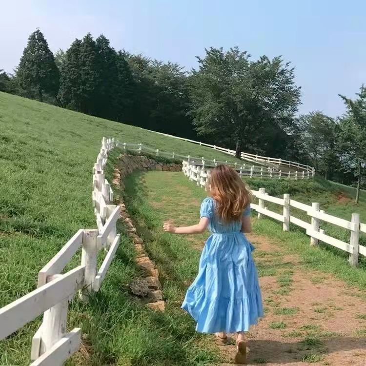 有没有一些好听的文案,一些特别奇怪又好听的文案