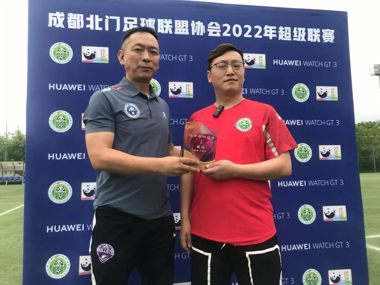 引领·人物丨王思奇：憾离靶场，情系球场