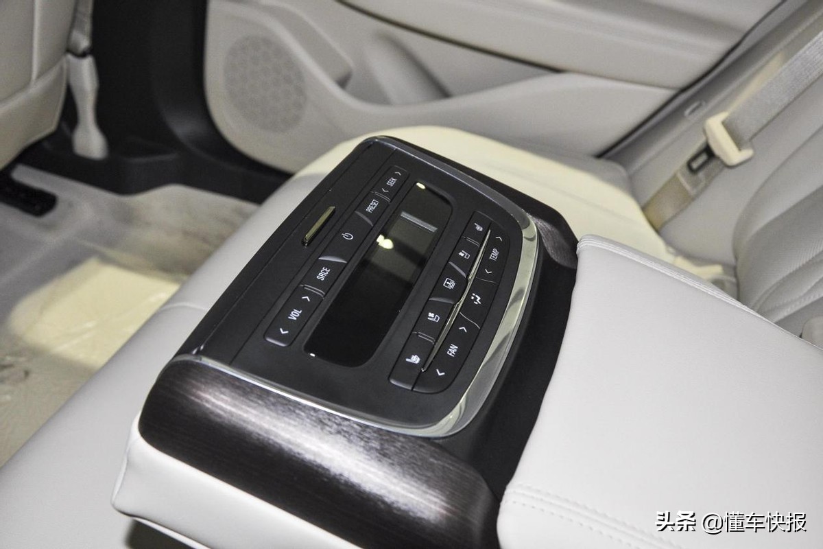 别克君越艾维亚先享型车主感受,别克君越艾维亚和尊贵版区别