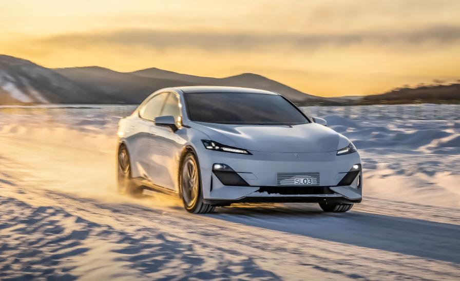 极氪001和比亚迪汉尾箱空间,极氪001比亚迪汉