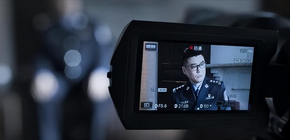 破冰行动蔡永强帮李飞摆平,破冰行动中李飞开的车是自己的吗