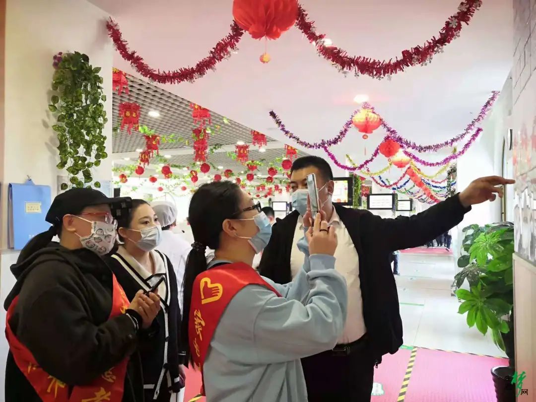 生态城小外小学部好吗,滨海小外小学食堂