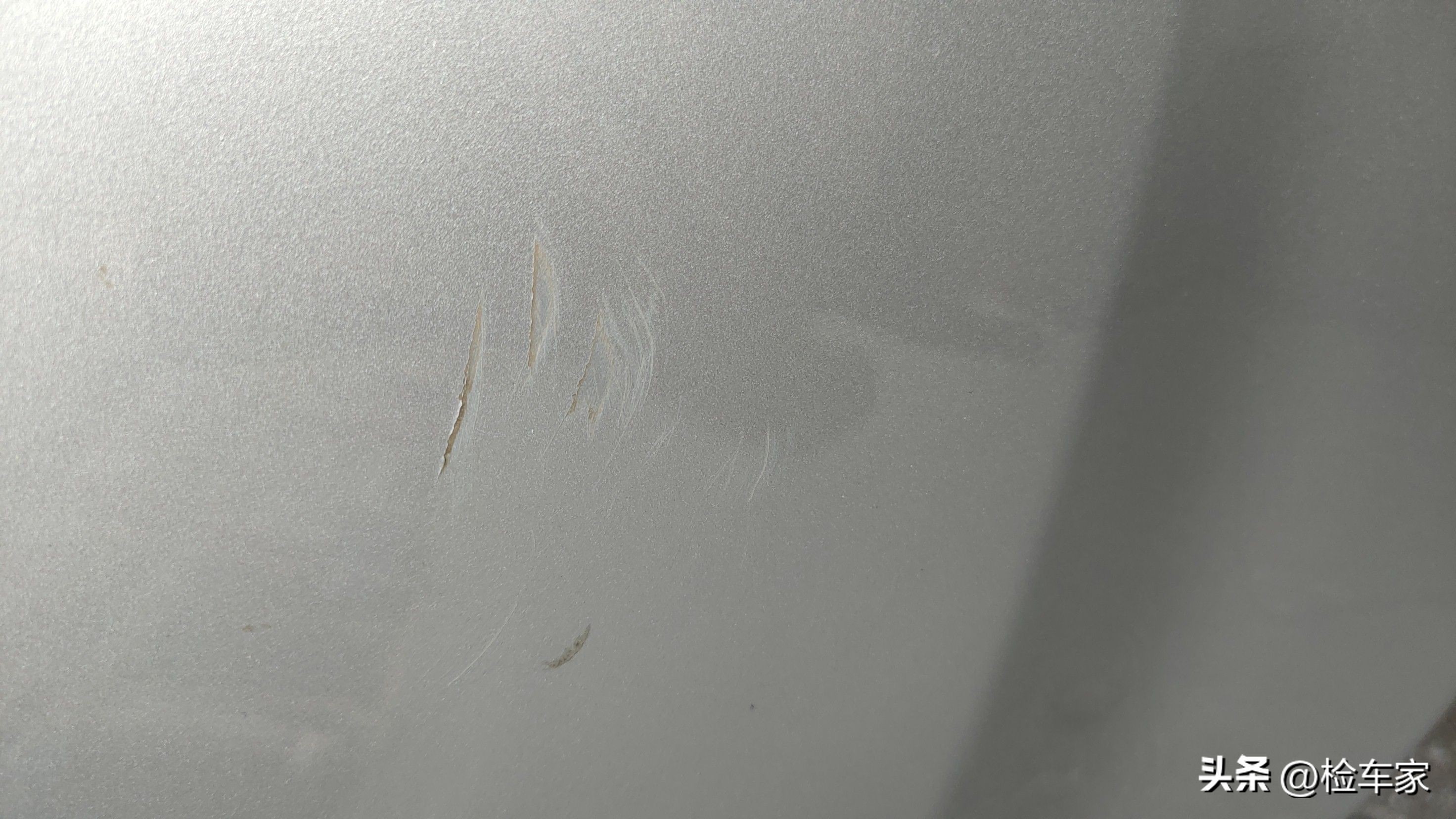 8年只开了不到2万公里的车能买不,8年才2万公里的车需要换轮胎吗