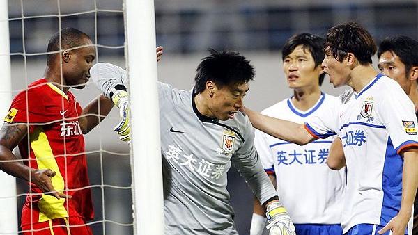 中超泰山队夺冠合集,中超山东泰山队2018年比赛集锦