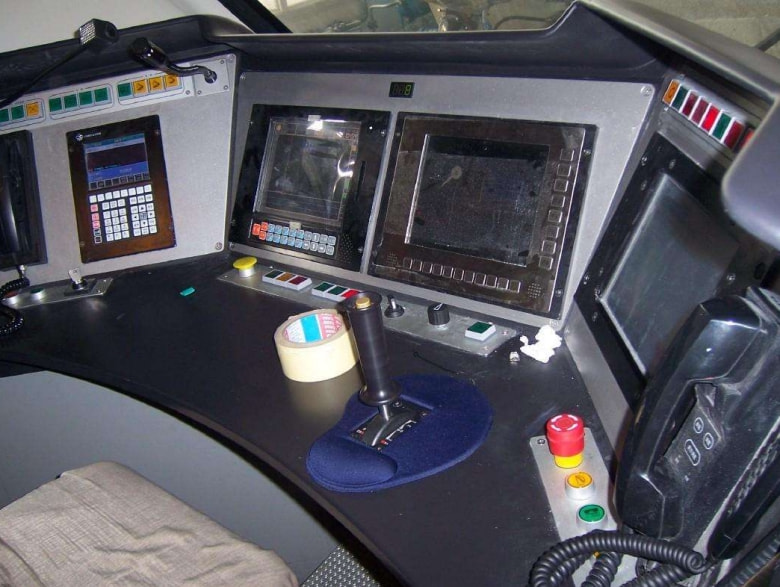 中国高铁让世界惊叹中国速度,中国速度无人能敌视频