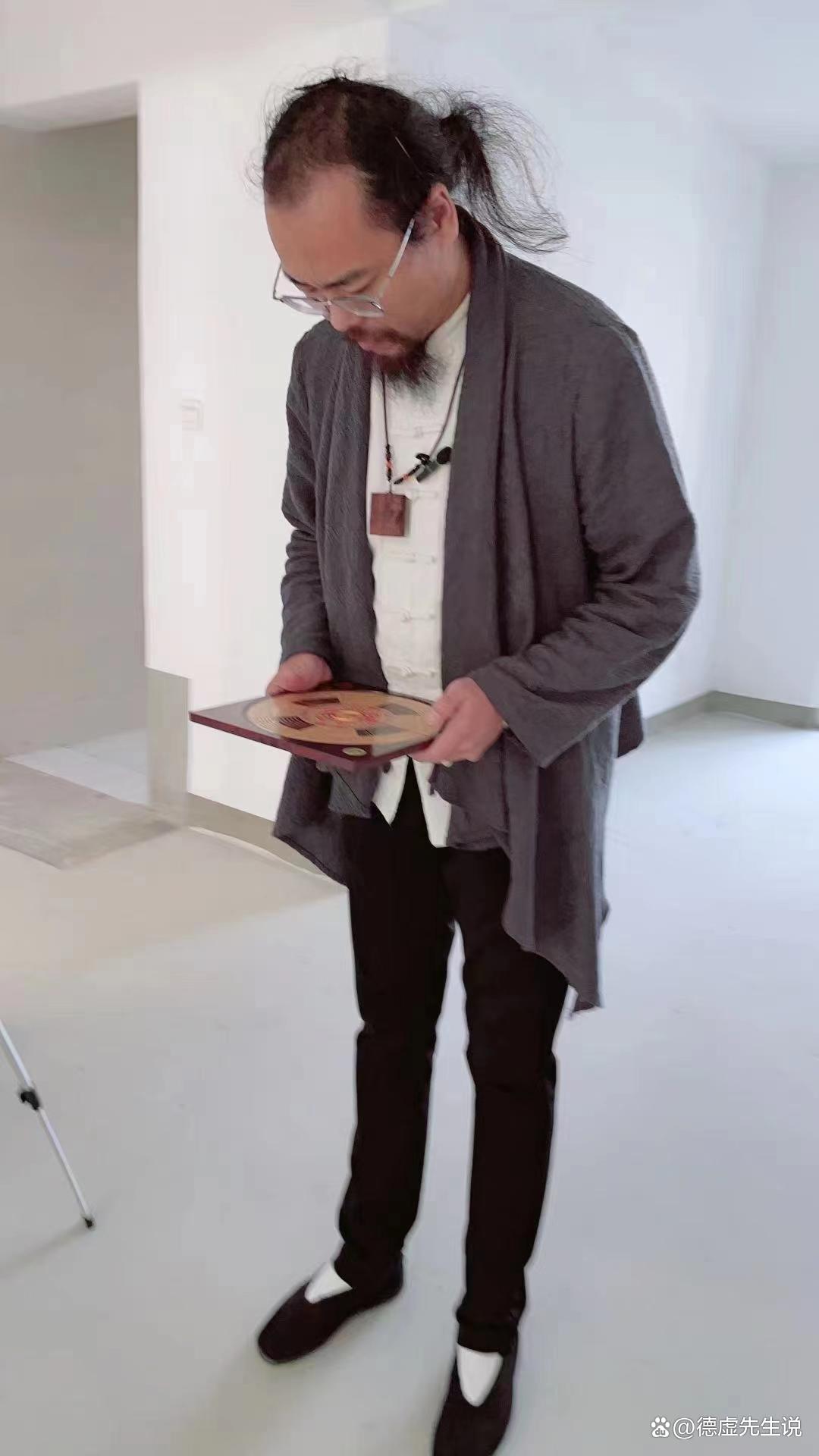 房子大门朝西北灶门应该怎样选,房子大门坐北向南定什么向最好