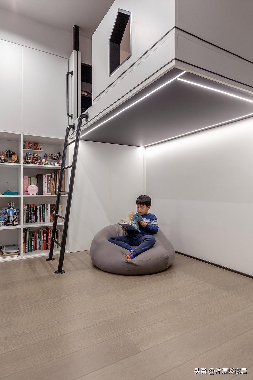 上海一套温馨亲子宅，室内简洁精致，树屋设计很实用，生活好幸福