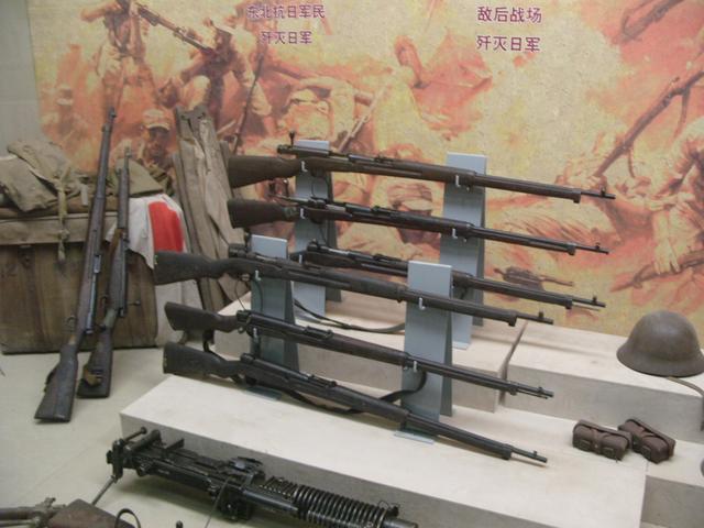 老农死而复生,老农一人干掉日军一个小队