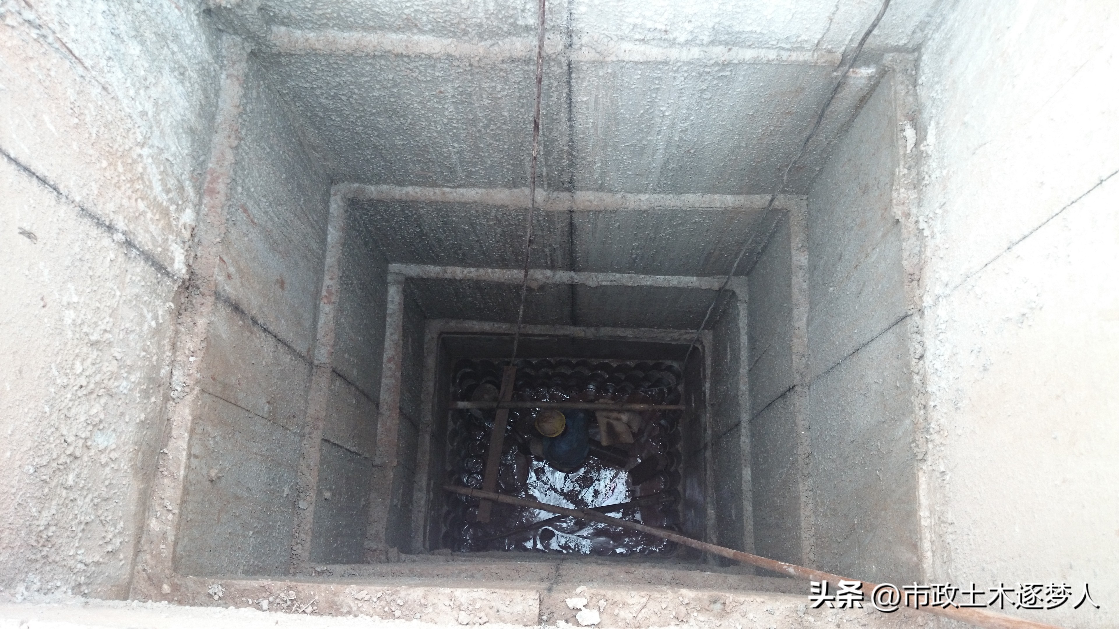 人工挖孔桩深度多少米算危大工程,人工挖孔桩是否必须做超声波检测