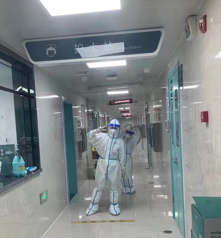 雷伟华：与妻携手抗疫逆行而上