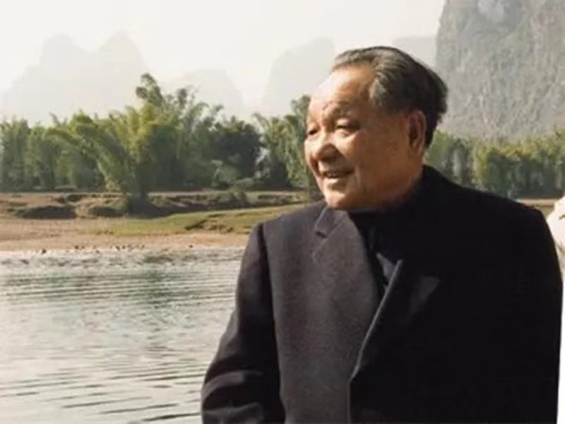 1988，全国人大会议，*小平邓**抽烟时收到纸条：请小平同志不要吸烟