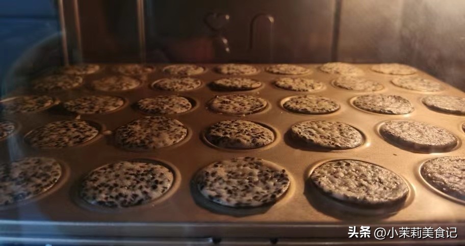 黑芝麻是不是高钙食物,补钙是白芝麻好还是牛奶好