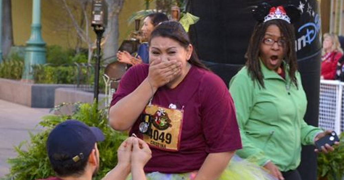 废弃迪士尼乐园吓人的照片,迪士尼乐园合拍照片