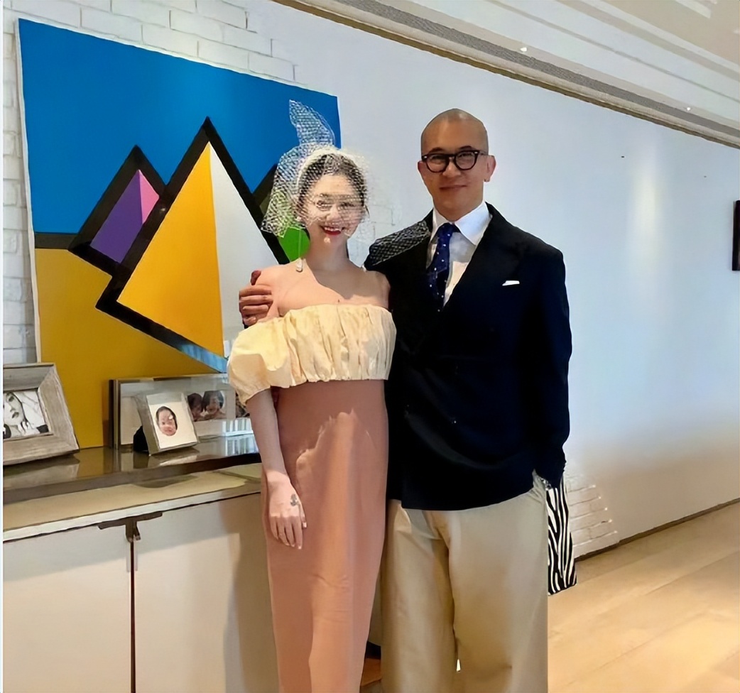 汪小菲晒和大s合照回忆当年,汪小菲和大s的最新消息解说