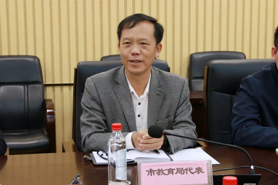 玉林市检察院召开涉罪未成年人不起诉宣布教育会和涉罪未成年人不批捕帮教训诫会