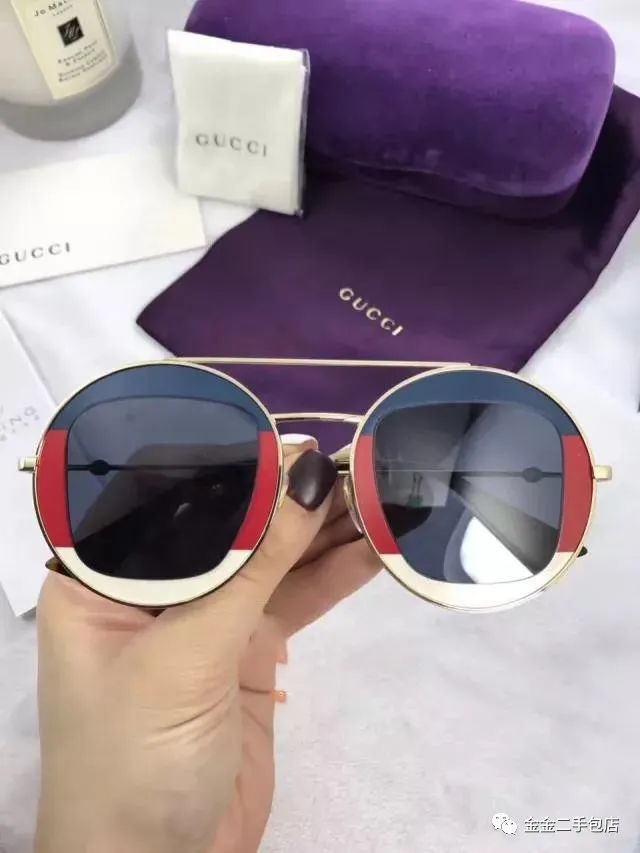 gucci是什么品牌眼镜,gucci眼镜有款红边框的眼镜
