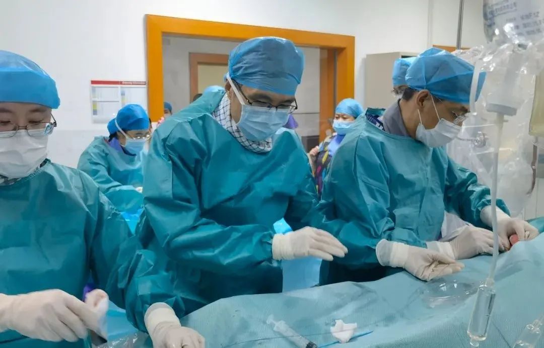 心脏起搏器小胶囊,小小药丸巧治冠心病