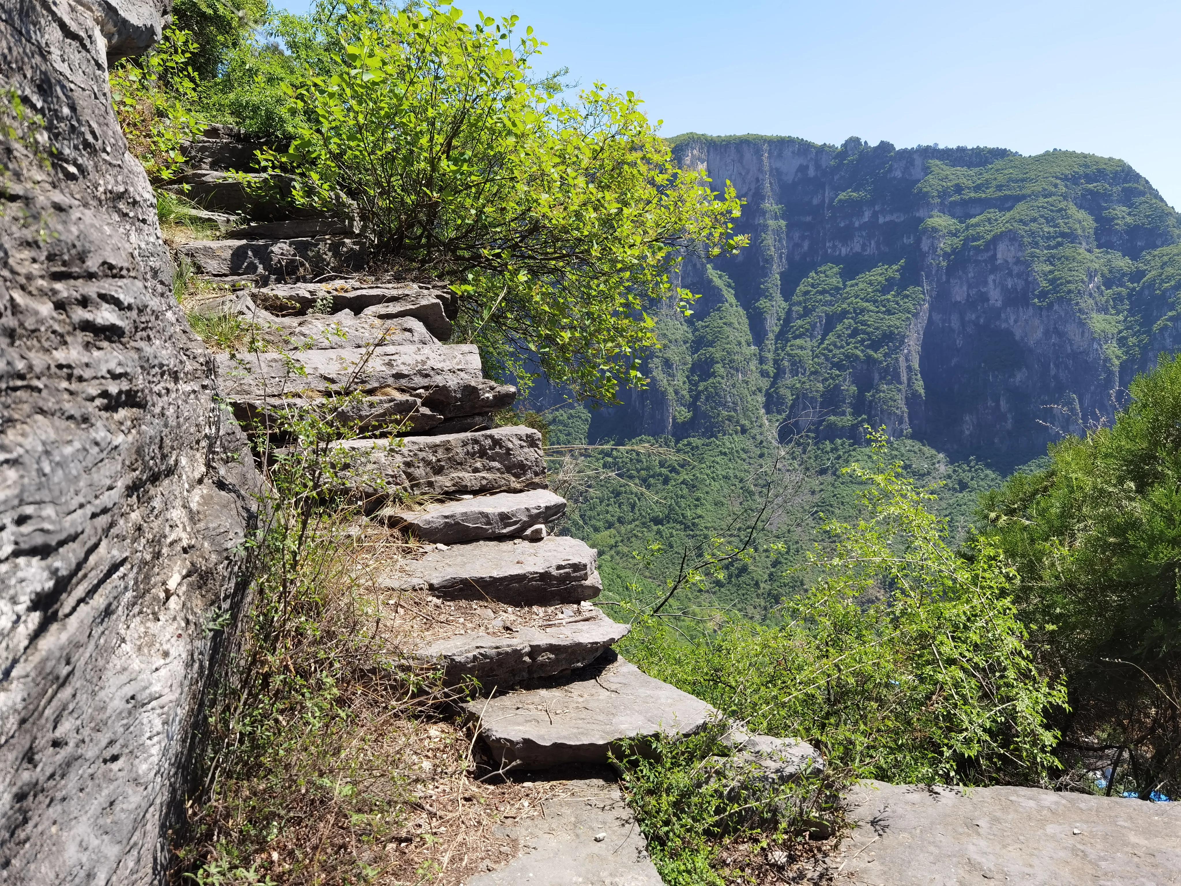 灵岩大佛山徒步,徒步灵岩山寺美篇