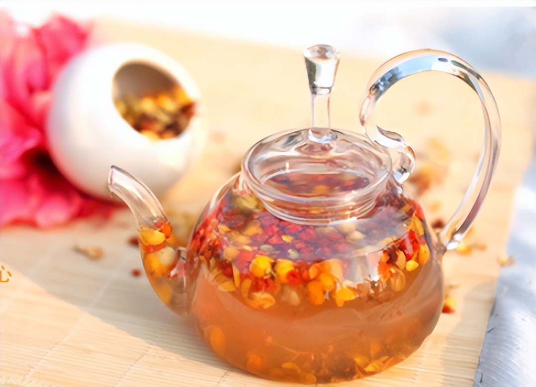 建议子女转告父母：睡前2小时，做到“5喝2不做”，轻松入眠