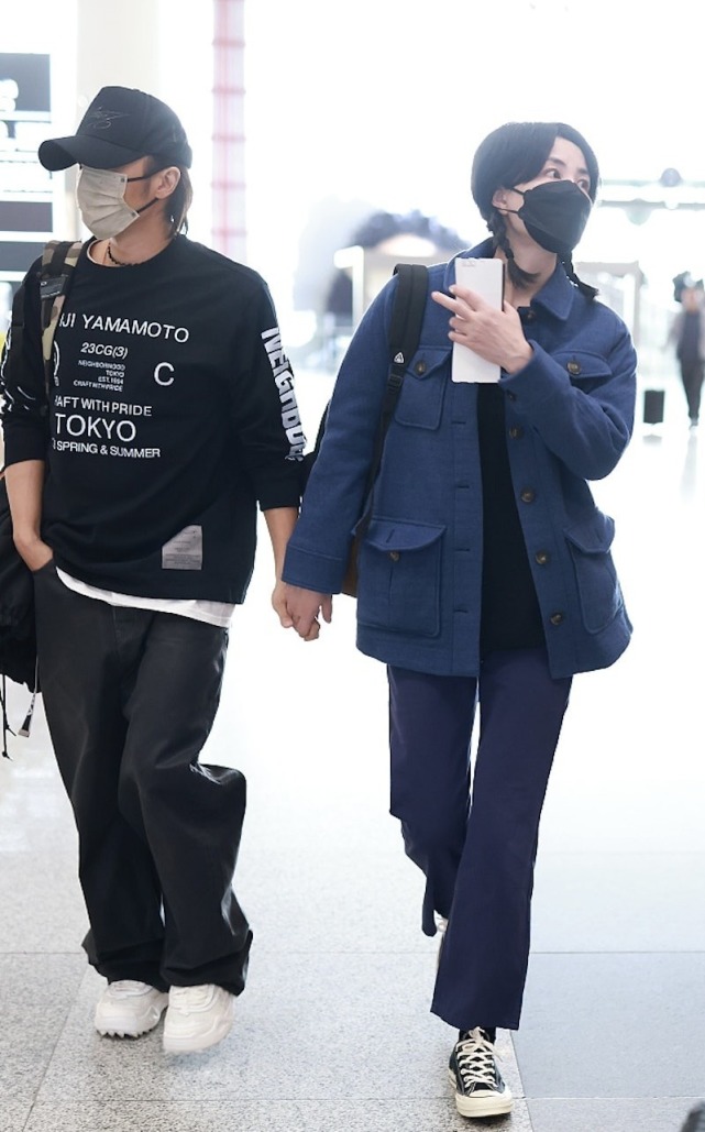 王菲谢霆锋现在情感状态,王菲谢霆锋时隔23年世纪牵手重现