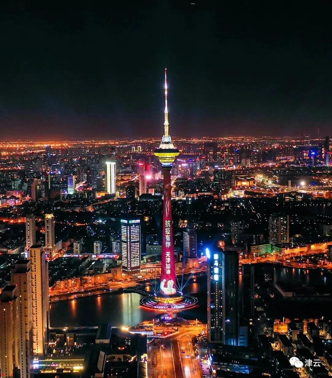 赞抗疫英雄七言律诗,赞抗疫医护诗词