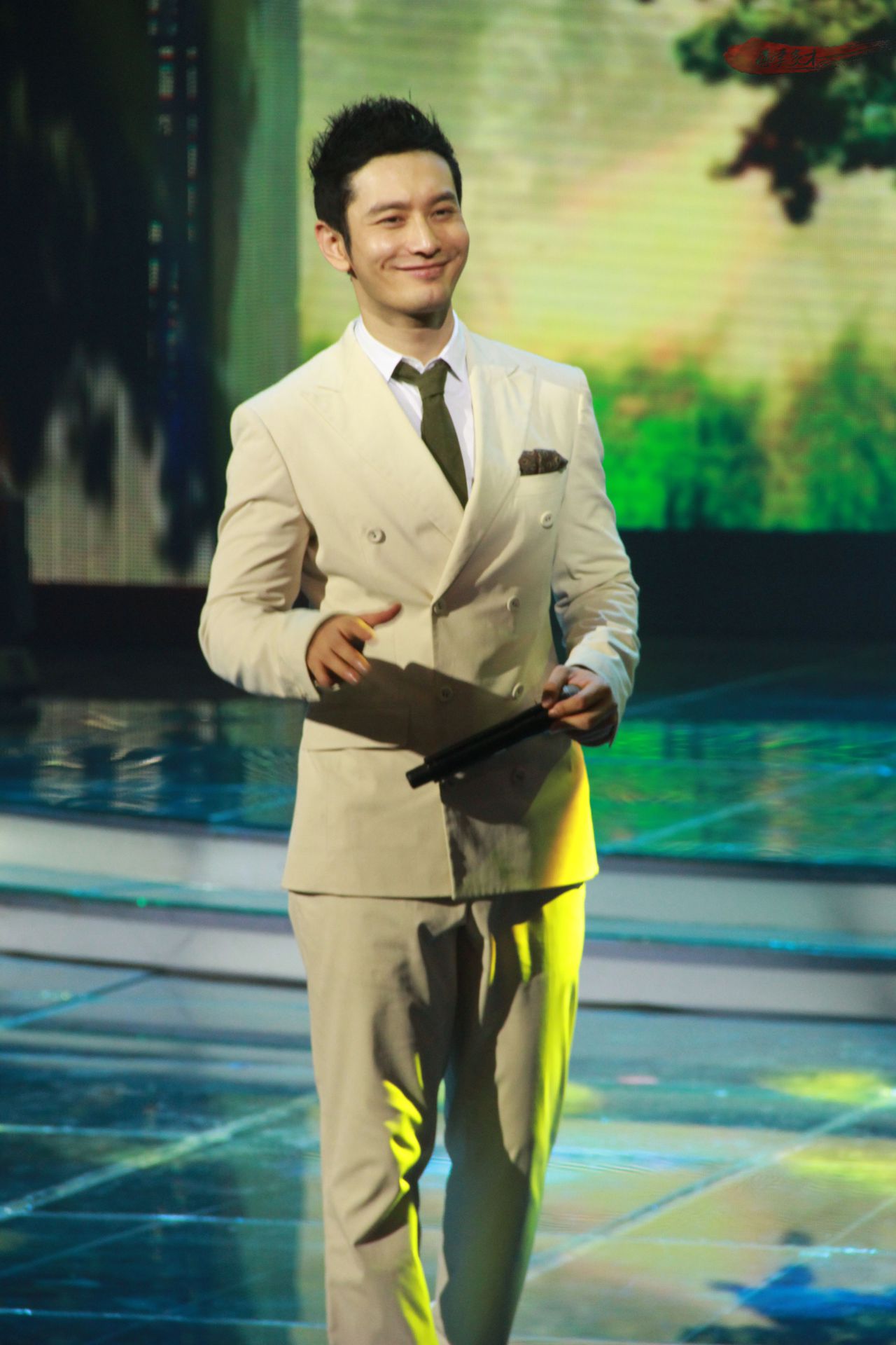 盘点这些年黄晓明的油腻,黄晓明人品