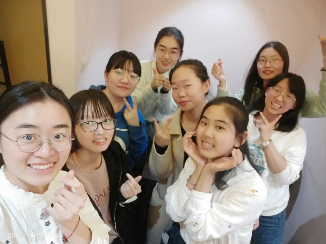 高校寝室风采展,大学生班级风采展示视频30秒