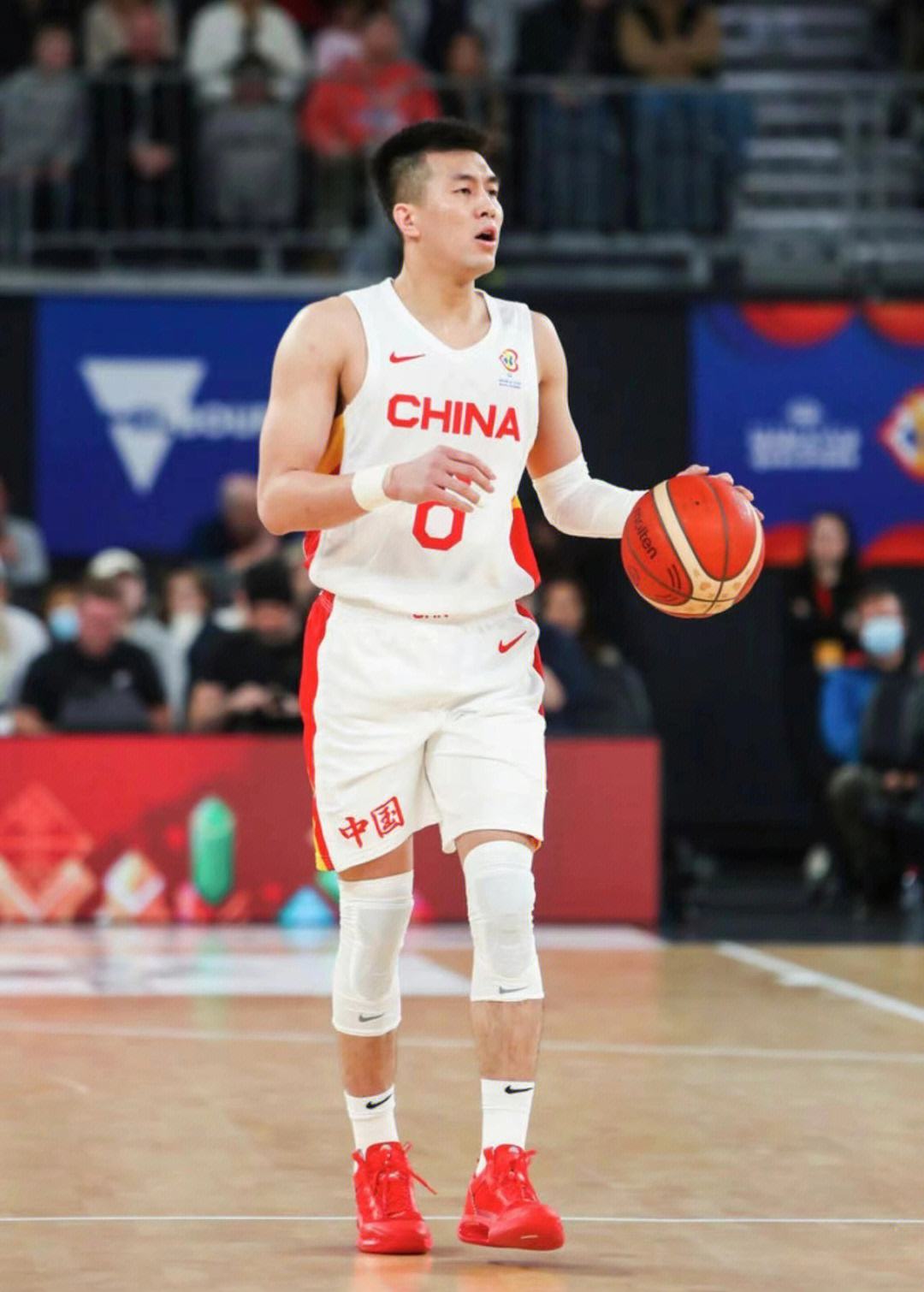cba历史得分王第一名,六位nba球员谁在cba挣钱最多