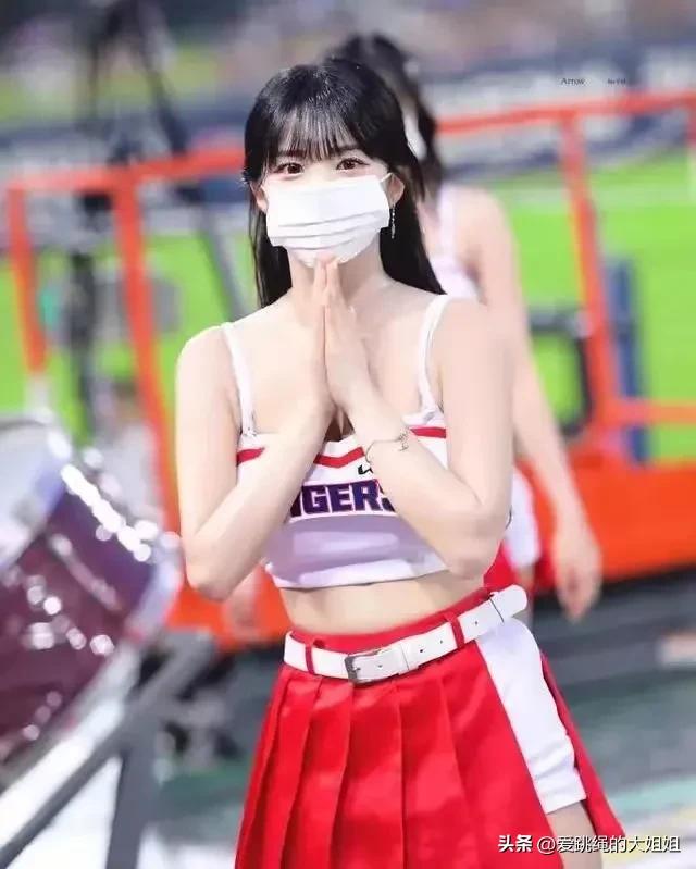 韩国电音女王李多惠,韩国世界杯电力舞啦啦队李多惠