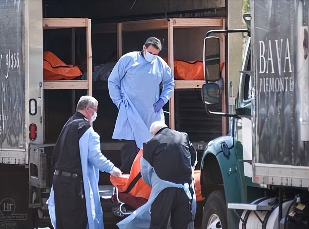 殡仪馆收尸工,殡仪馆扛尸员月薪4万8