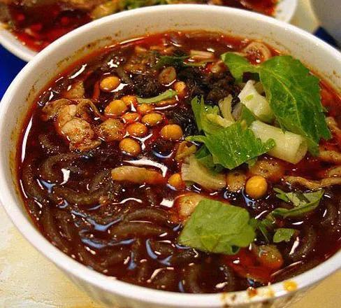 重庆正宗又辣又香的酸辣粉,天下第一香酸辣粉
