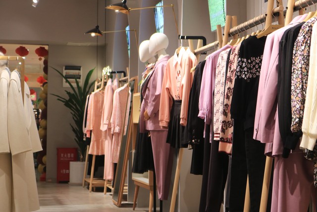 实体店排名前十的行业,实体店排行