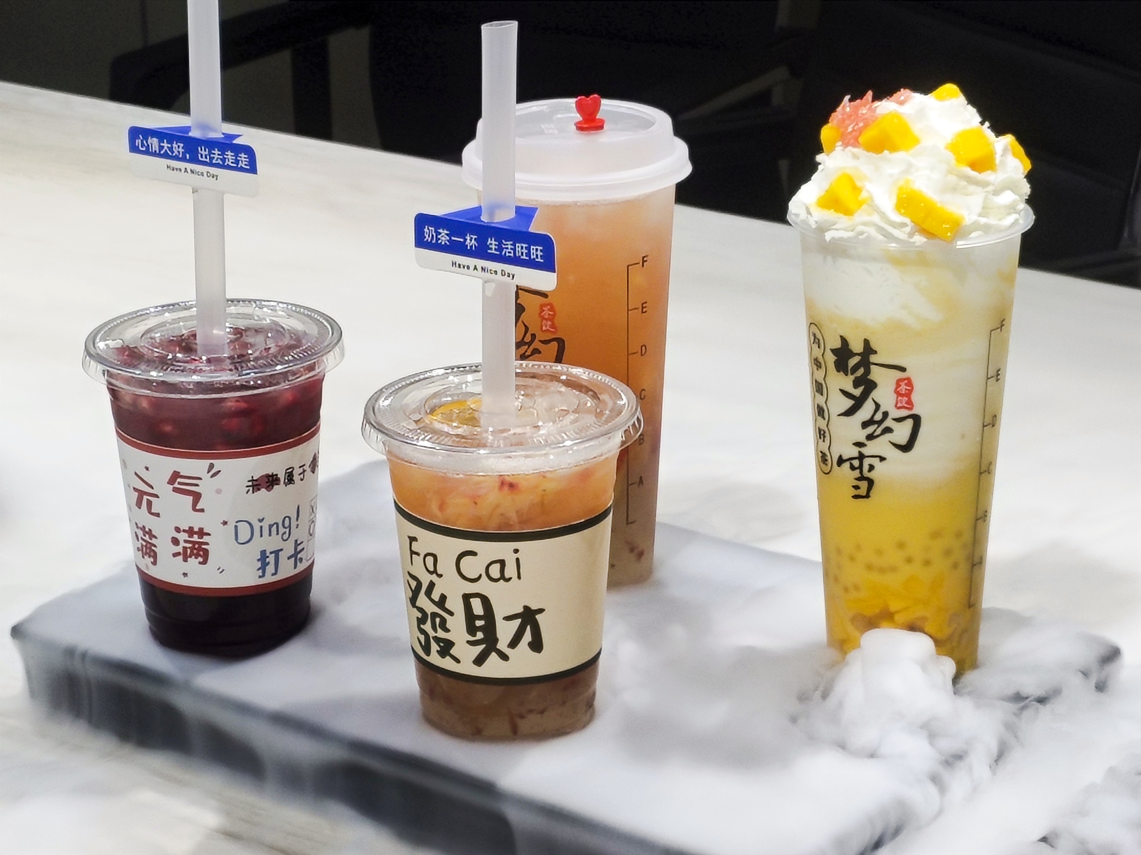 加盟梦幻雪奶茶店得多少钱,梦幻雪加盟需要多少钱