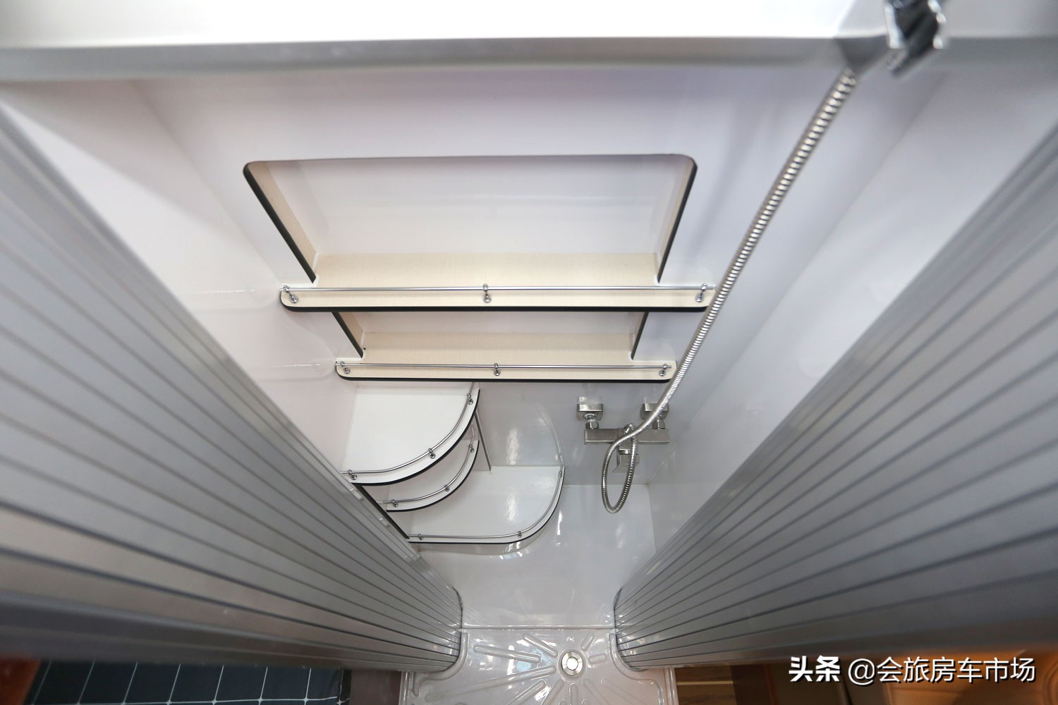 百公里8.9升油算多吗,欧睿6座柴油房车