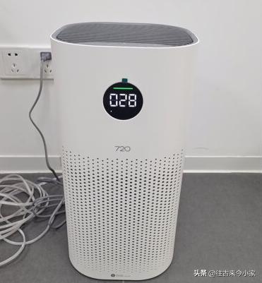 吸附宠物毛发空气净化器,空气净化器能过滤宠物毛发吗