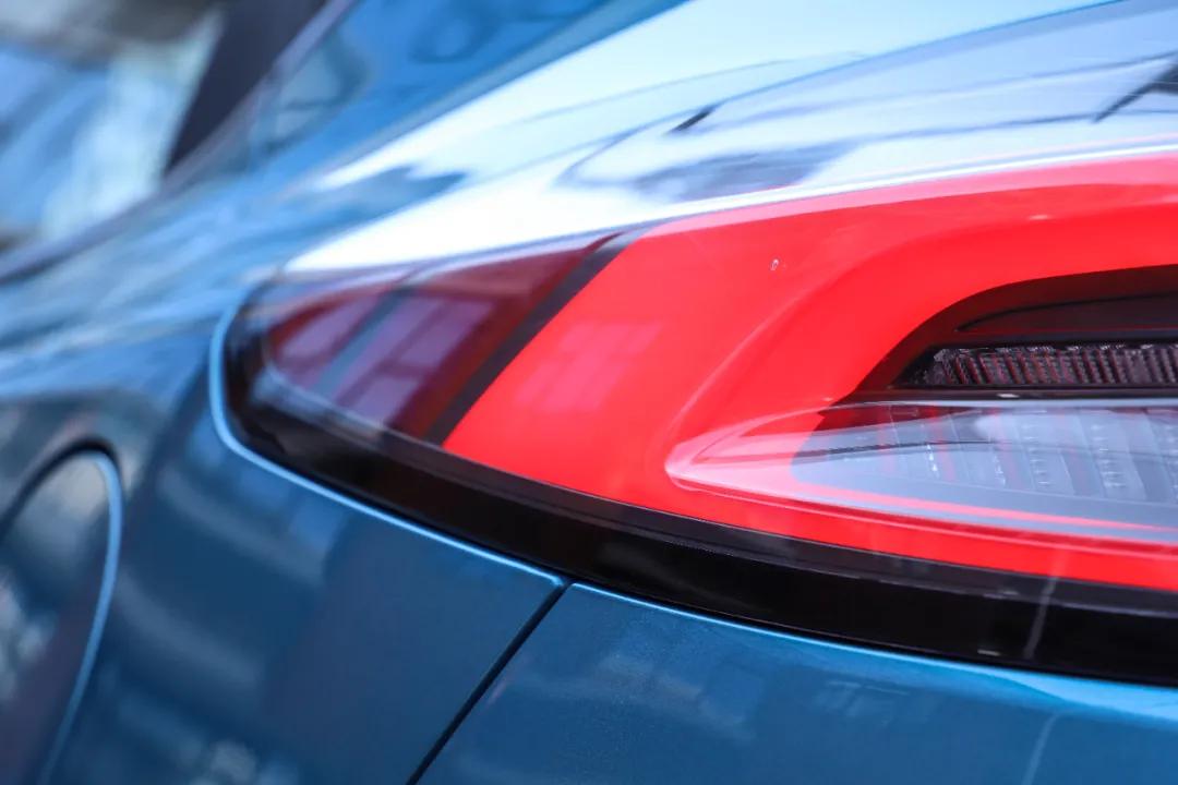 哈弗h6和帝豪gl选哪个,吉利帝豪和哈弗h6对比