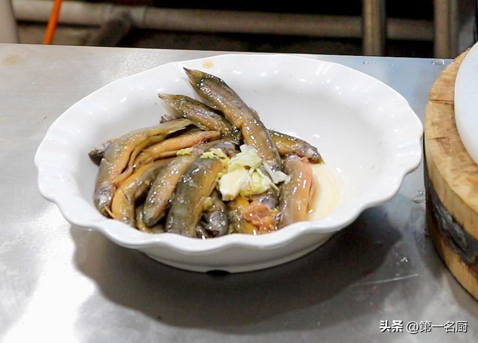 吃什么滋补肾经,男人常吃它补肾强身胜过吃补药