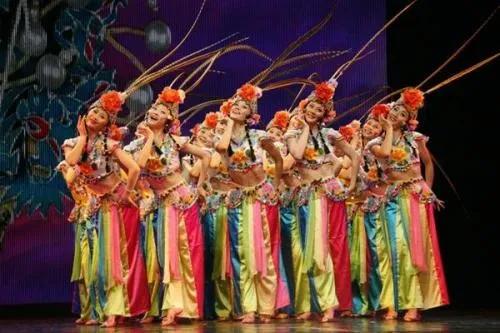 鍏充簬缇婄殑缇庡ソ璇楀彞,缇庡ソ涓庡杽鍚岃