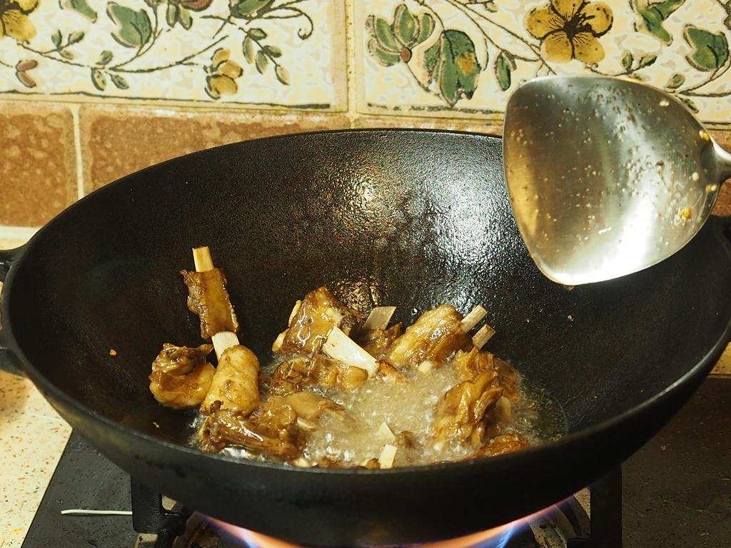 如何挑选一款好的珐琅锅,如何挑选一款性价比高的珐琅锅