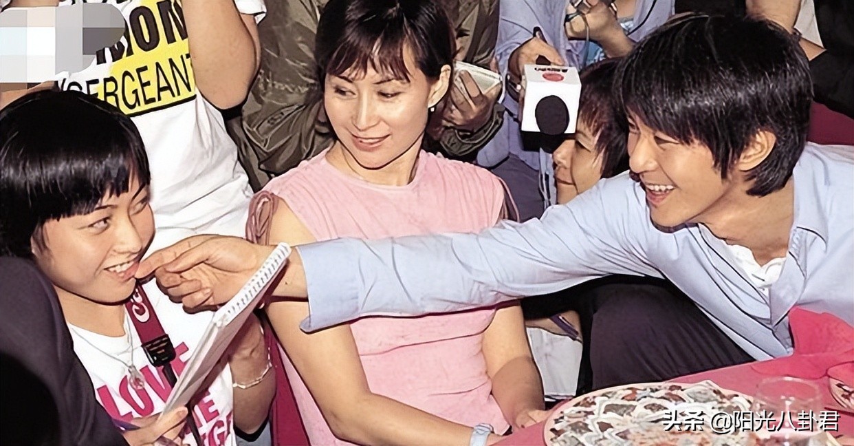 刘銮雄女性狙击手,花心富豪刘銮雄的十任前女友