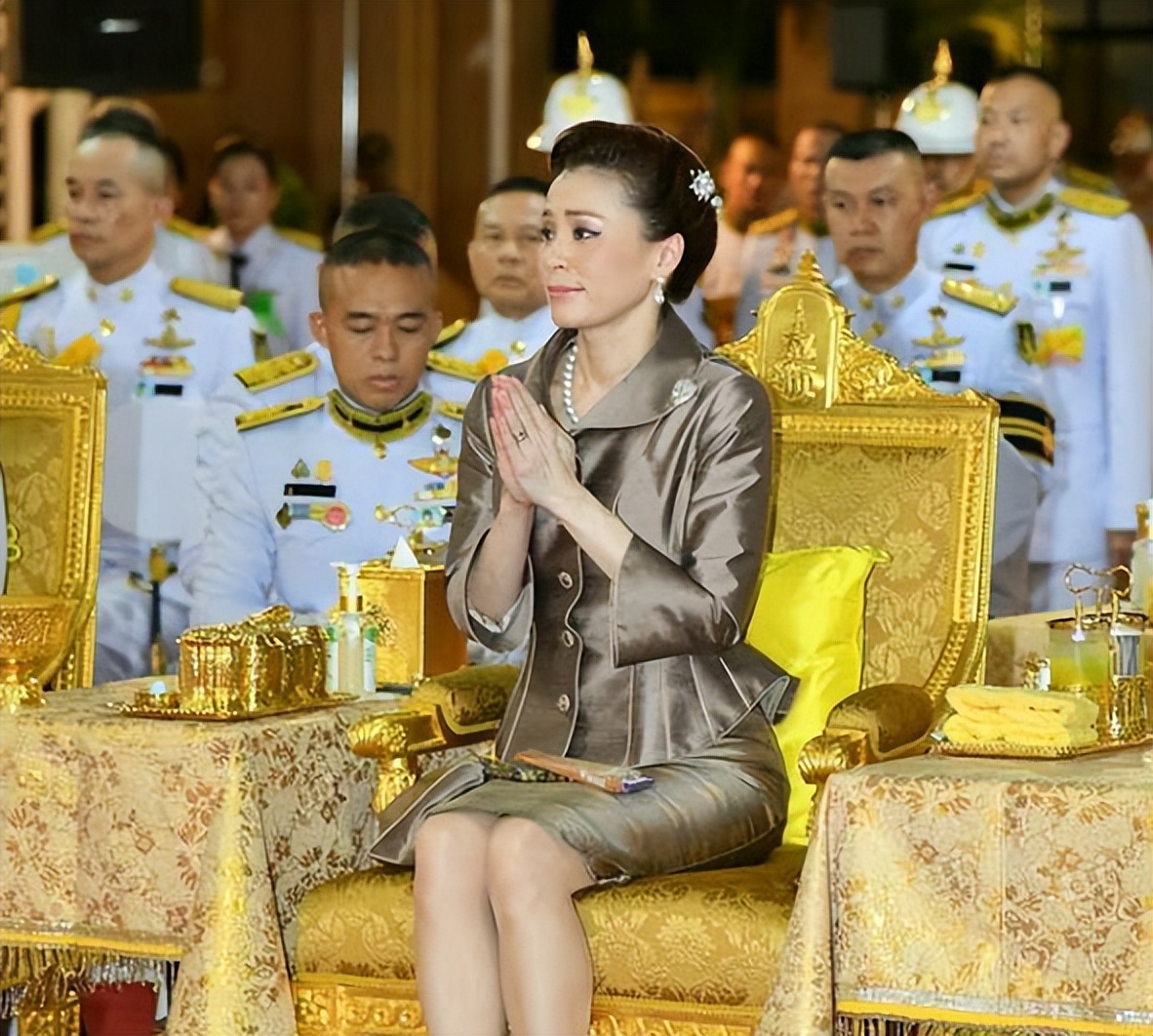 苏提达入宫照曝光,苏提达入宫照2019