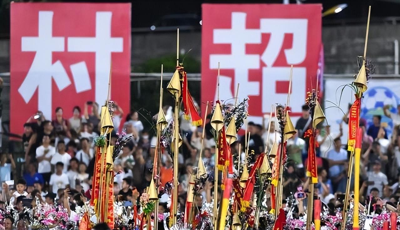 董路直播骂人,董路说村超改变不了中国足球